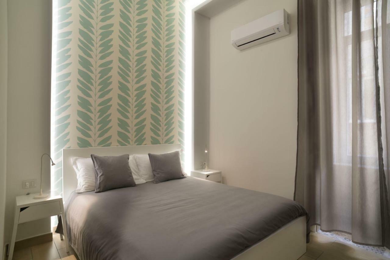 B&B Emme21 Наполи Екстериор снимка
