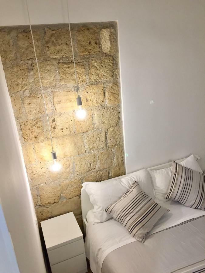 B&B Emme21 Наполи Екстериор снимка
