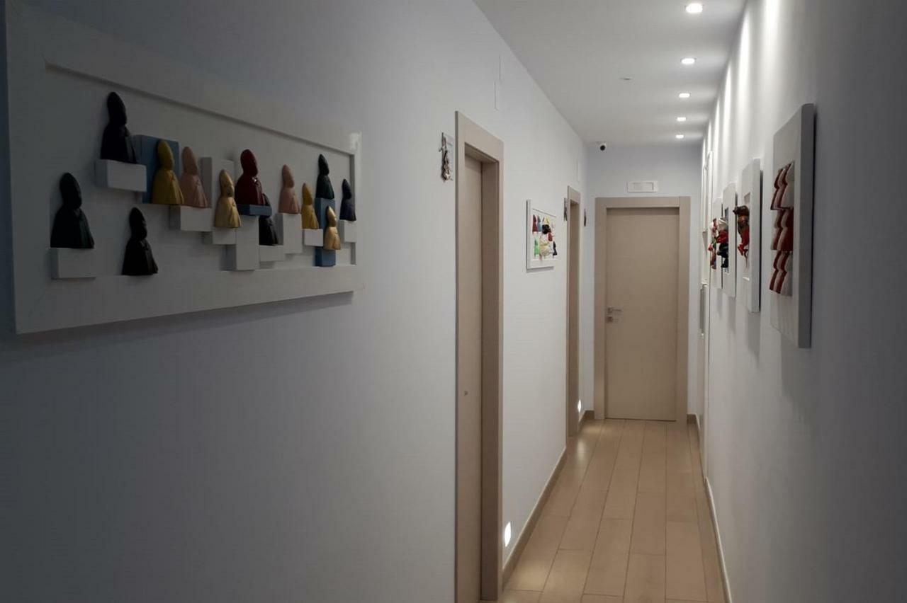 B&B Emme21 Наполи Екстериор снимка